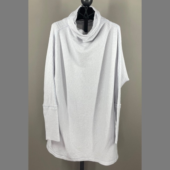 We The Free Tops - Free People Shirt Womens XL blue waffle knit tunic top dress dolman boho casual